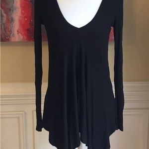 BCBG Max Azaria hi lo black ribbed long sleeve top distressed bottom